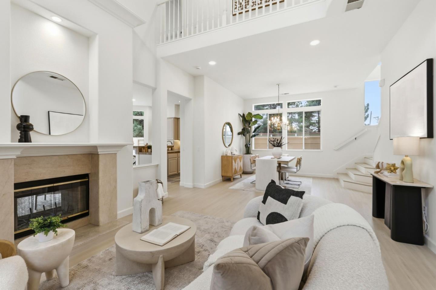 Detail Gallery Image 8 of 57 For 2077 Madan Ln, Santa Clara,  CA 95051 - 5 Beds | 3 Baths