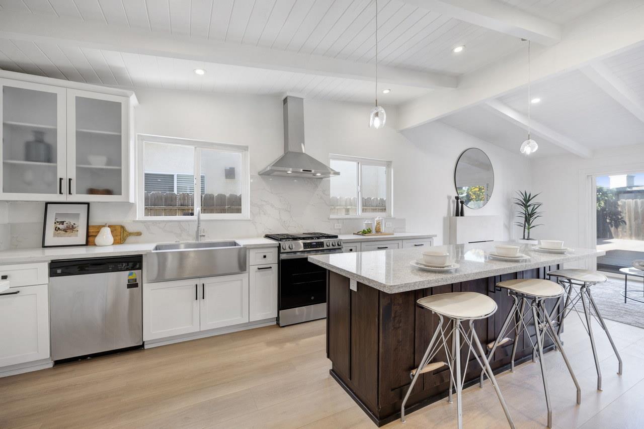 Detail Gallery Image 10 of 47 For 3633 Independence Rd, Fremont,  CA 94538 - 3 Beds | 2 Baths