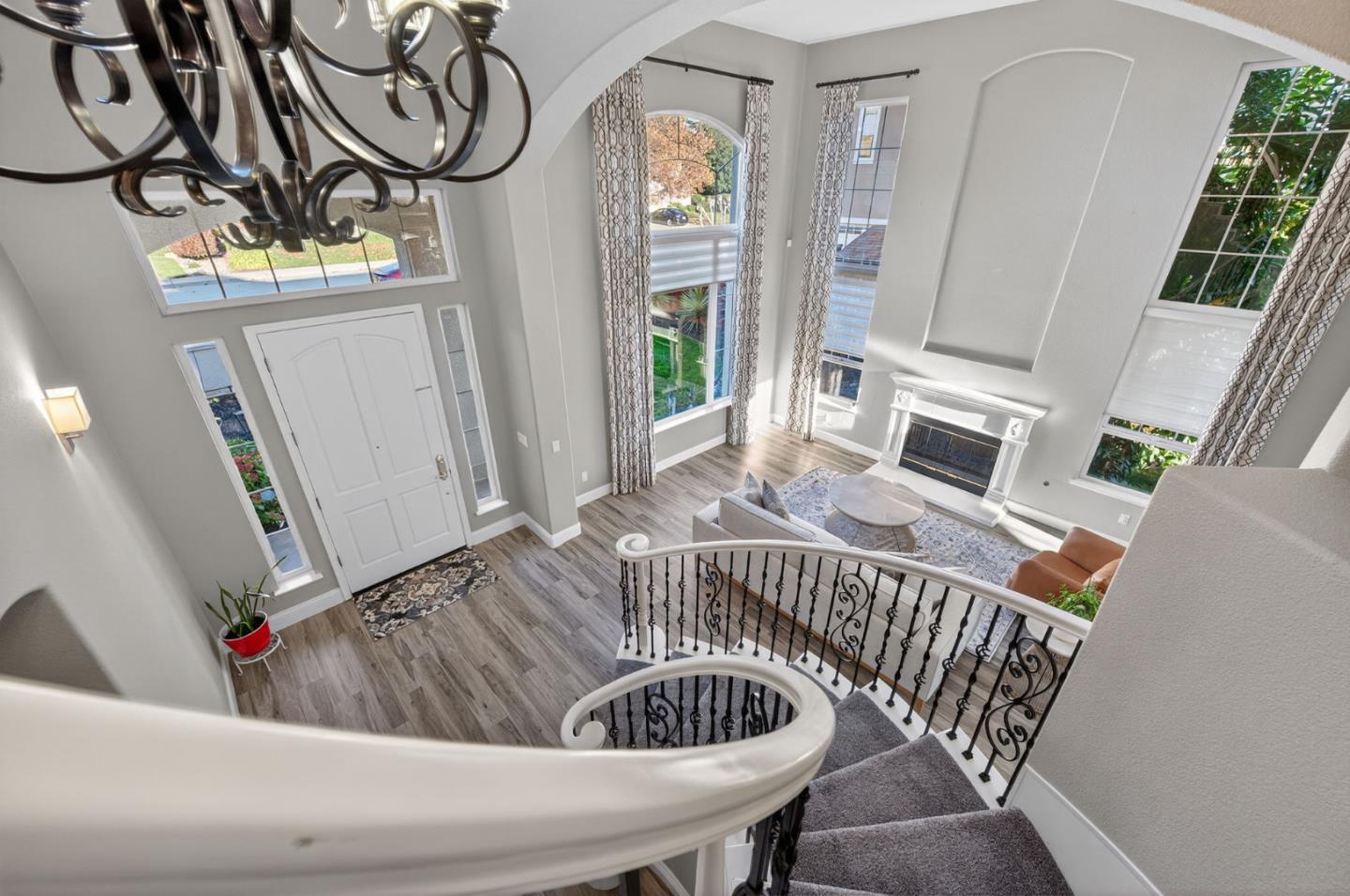 Detail Gallery Image 25 of 54 For 19127 Legend Ct, Morgan Hill,  CA 95037 - 4 Beds | 3/1 Baths