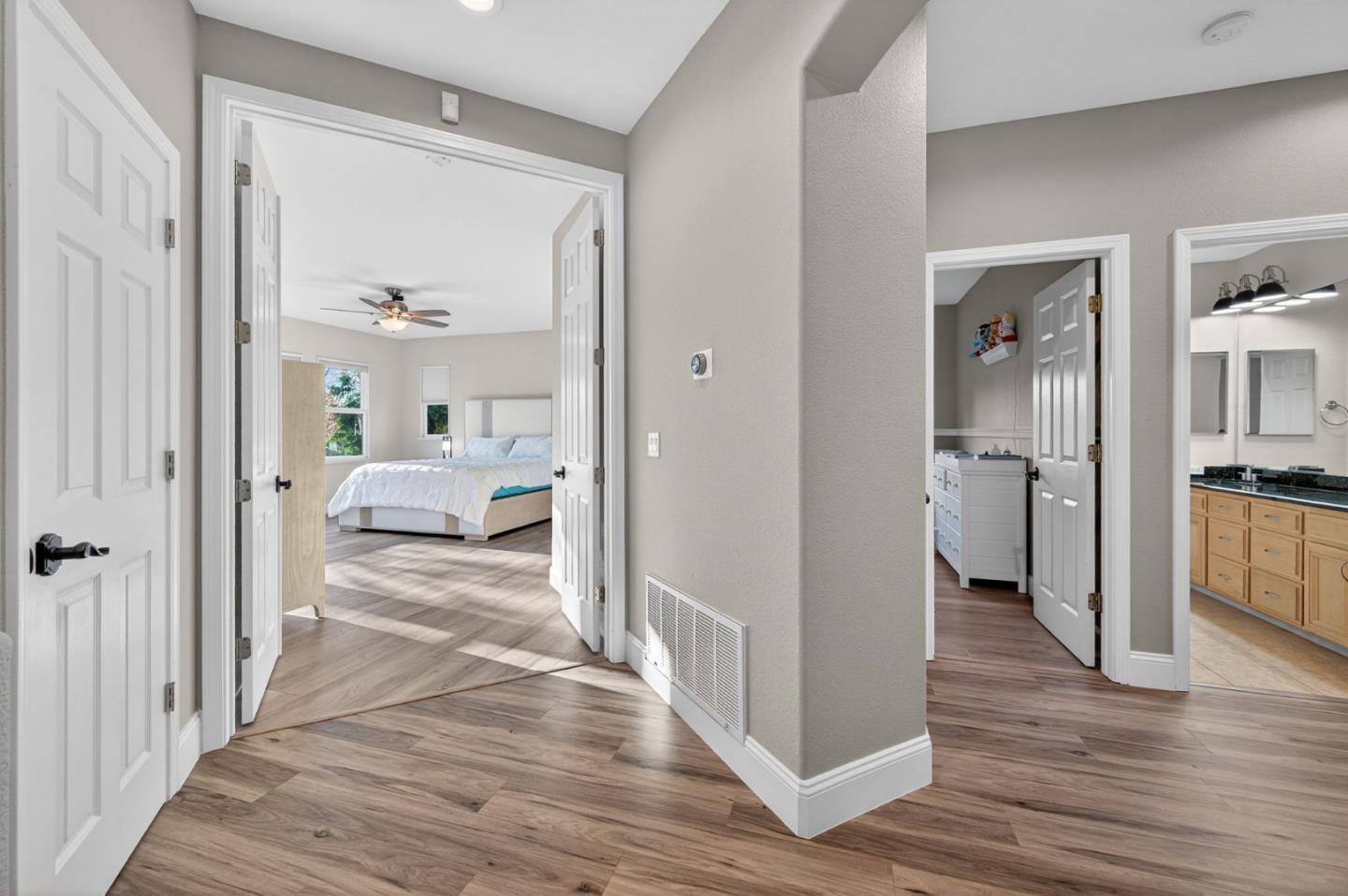 Detail Gallery Image 26 of 54 For 19127 Legend Ct, Morgan Hill,  CA 95037 - 4 Beds | 3/1 Baths