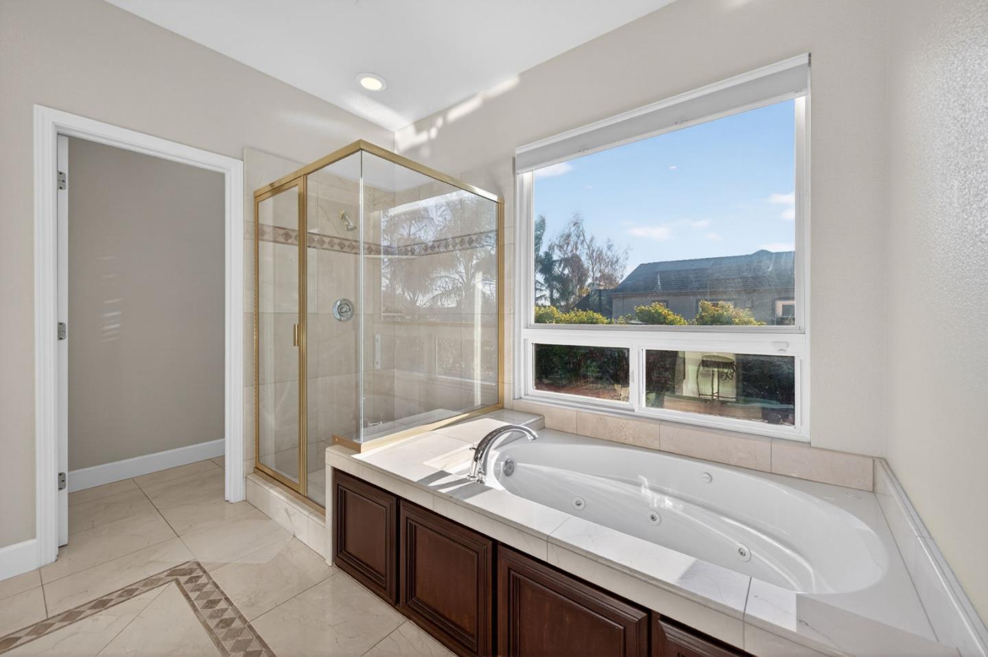 Detail Gallery Image 31 of 54 For 19127 Legend Ct, Morgan Hill,  CA 95037 - 4 Beds | 3/1 Baths