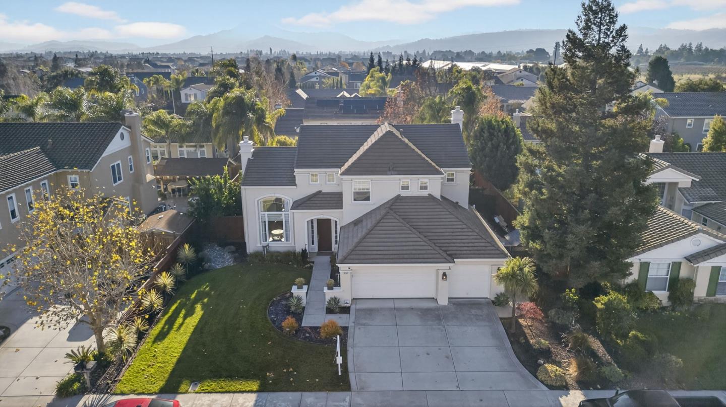 Detail Gallery Image 46 of 54 For 19127 Legend Ct, Morgan Hill,  CA 95037 - 4 Beds | 3/1 Baths