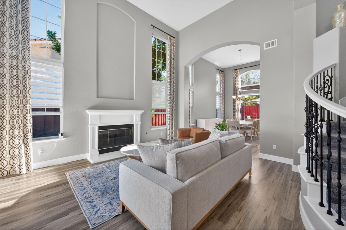 Detail Gallery Image 6 of 54 For 19127 Legend Ct, Morgan Hill,  CA 95037 - 4 Beds | 3/1 Baths