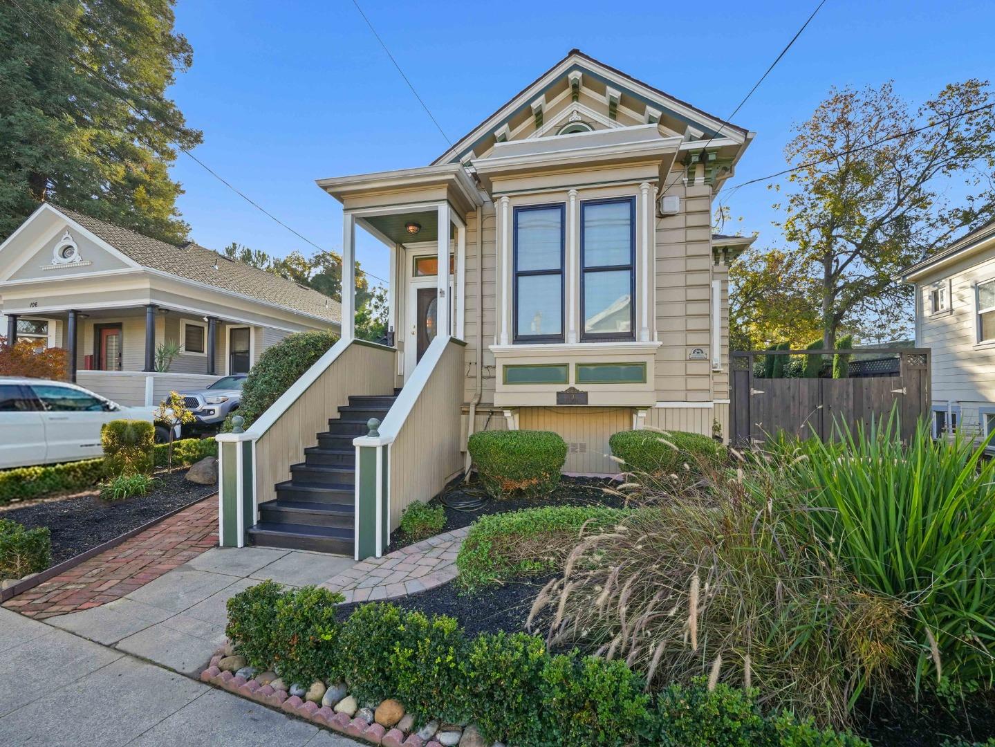 Detail Gallery Image 2 of 68 For 116 Fox Ave, San Jose,  CA 95110 - – Beds | – Baths