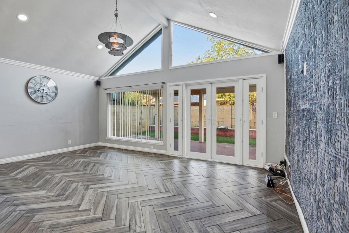 Detail Gallery Image 5 of 21 For 12361 Andy St, Cerritos,  CA 90703 - 3 Beds | 2 Baths