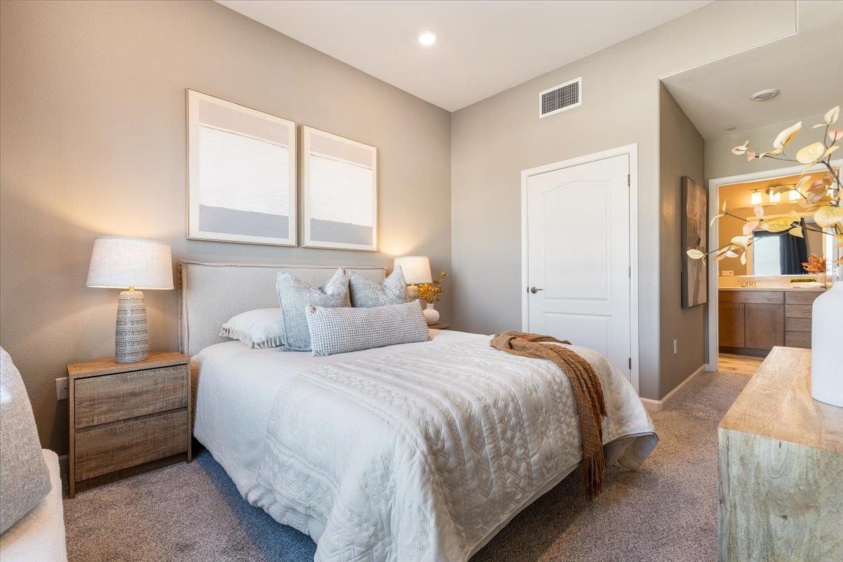 Detail Gallery Image 25 of 39 For 2981 Henry Miller Pl #10,  San Jose,  CA 95136 - 3 Beds | 2 Baths