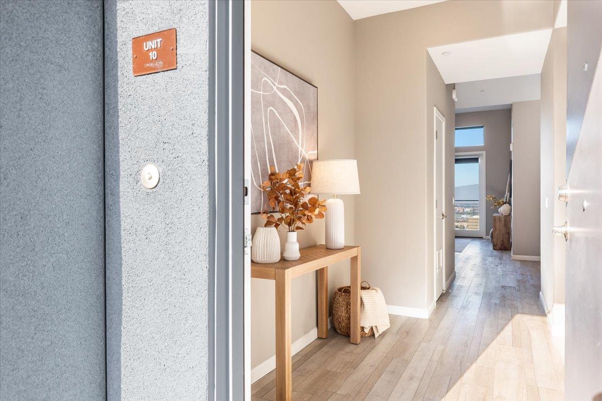 Detail Gallery Image 6 of 39 For 2981 Henry Miller Pl #10,  San Jose,  CA 95136 - 3 Beds | 2 Baths