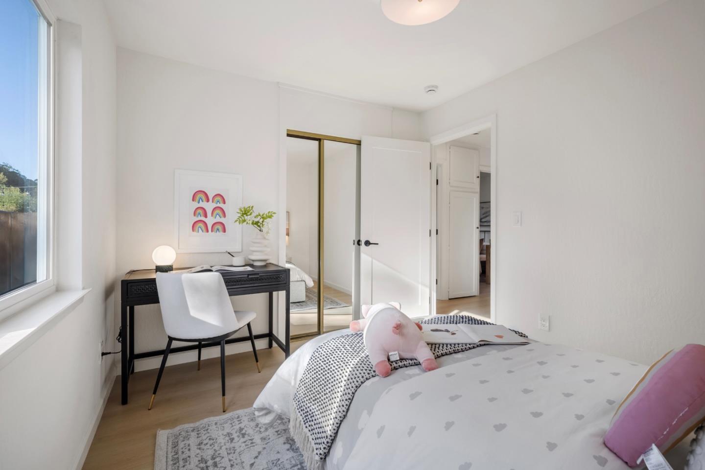 Detail Gallery Image 22 of 31 For 1444 Flores Dr, Pacifica,  CA 94044 - 3 Beds | 1 Baths