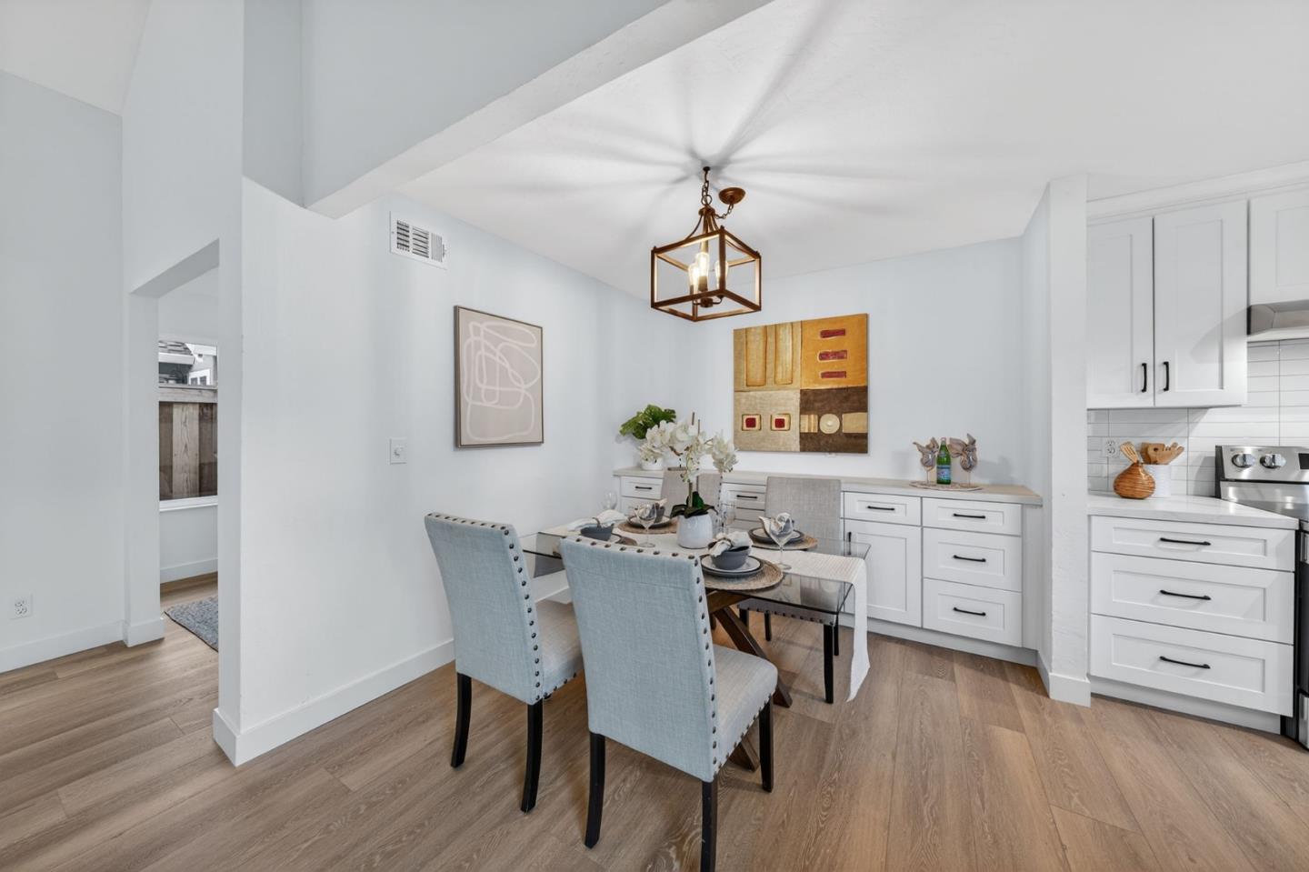 Detail Gallery Image 19 of 20 For 1342 Star Bush Ln, San Jose,  CA 95118 - 2 Beds | 2 Baths