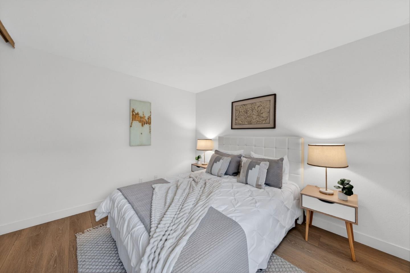 Detail Gallery Image 7 of 20 For 1342 Star Bush Ln, San Jose,  CA 95118 - 2 Beds | 2 Baths