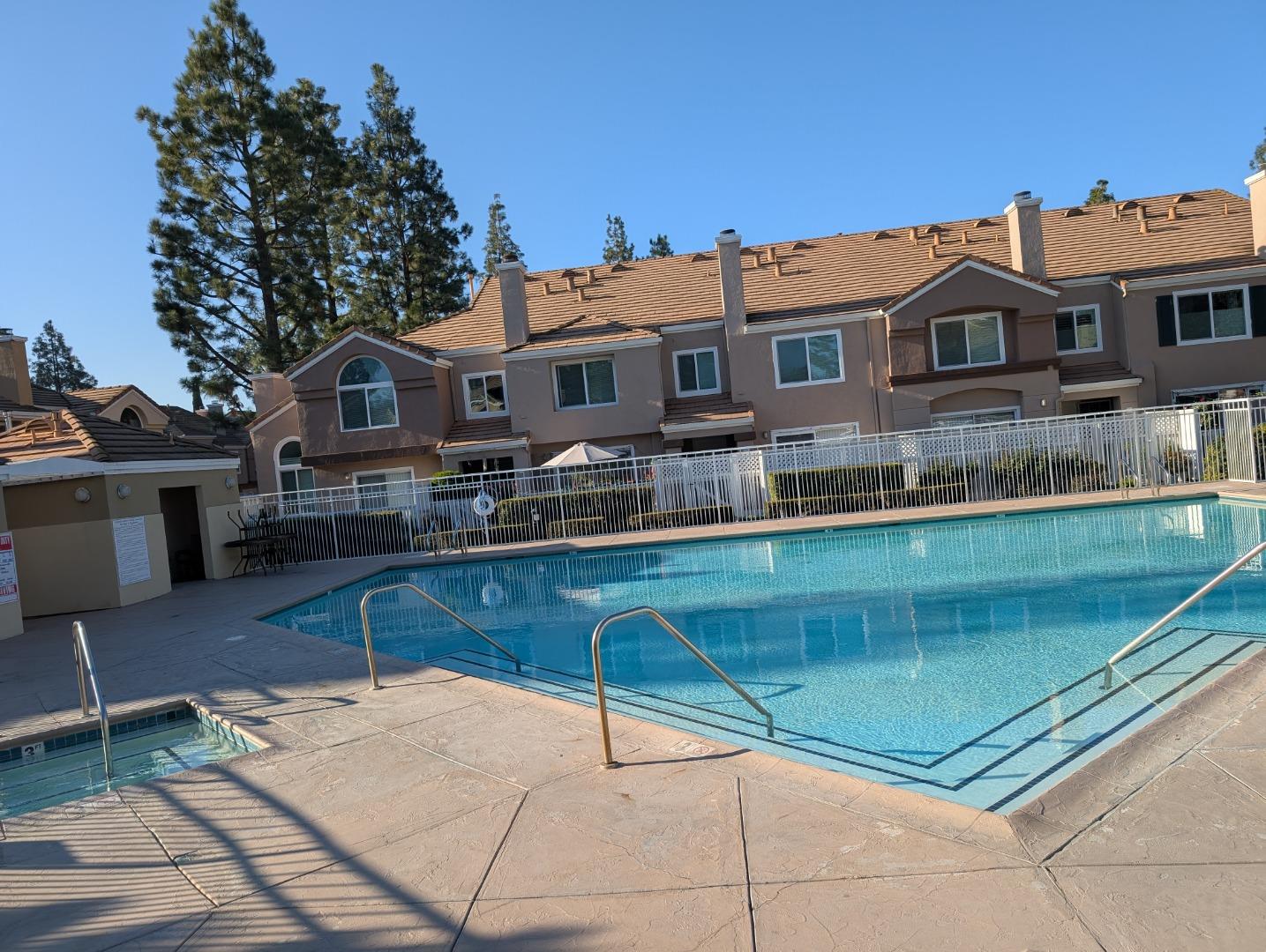 Detail Gallery Image 5 of 14 For 6937 Rodling Dr #C,  San Jose,  CA 95138 - 2 Beds | 2/1 Baths