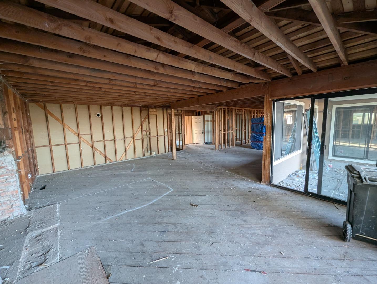 Detail Gallery Image 3 of 7 For 1708 Toledo Ave, Burlingame,  CA 94010 - 3 Beds | 2 Baths