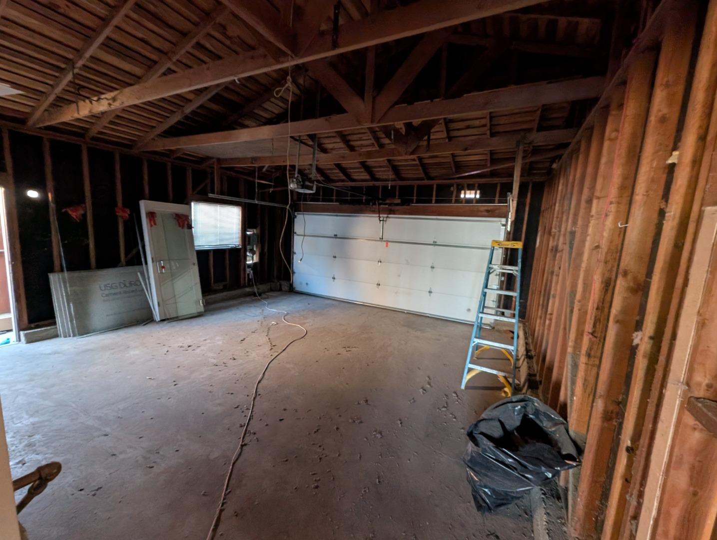 Detail Gallery Image 7 of 7 For 1708 Toledo Ave, Burlingame,  CA 94010 - 3 Beds | 2 Baths