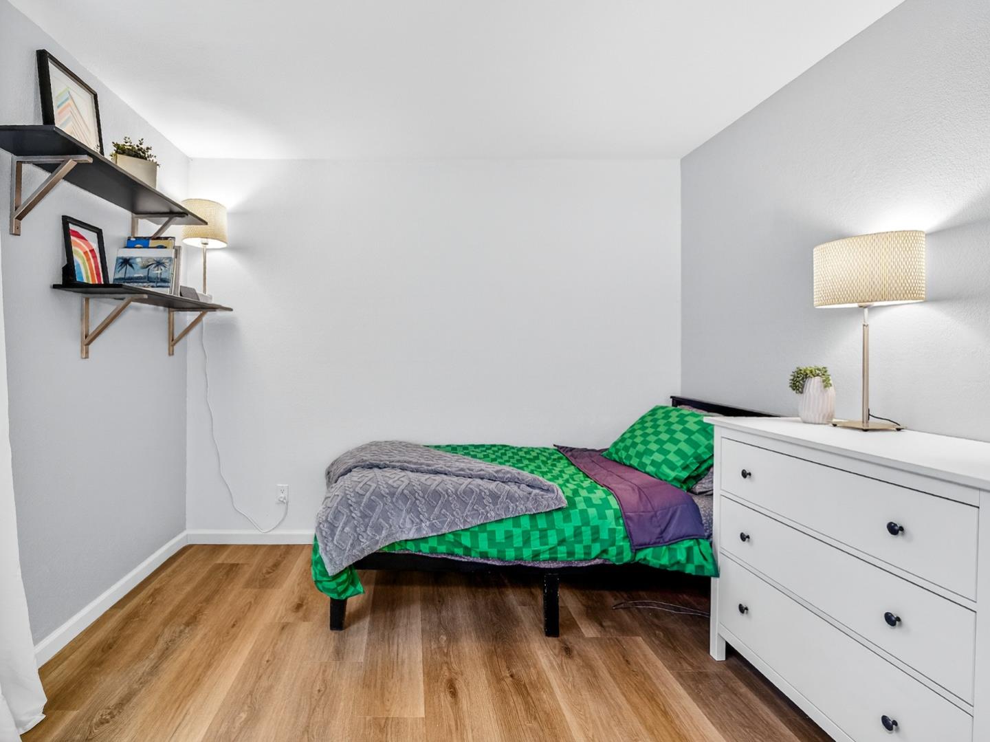 Detail Gallery Image 25 of 38 For 140 Rose Ln, San Jose,  CA 95127 - 3 Beds | 2/1 Baths