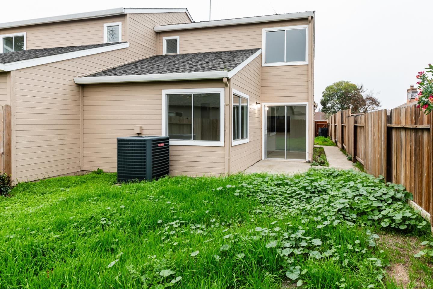 Detail Gallery Image 17 of 73 For 37&39 Willowood Dr, Oakdale,  CA 95361 - – Beds | – Baths