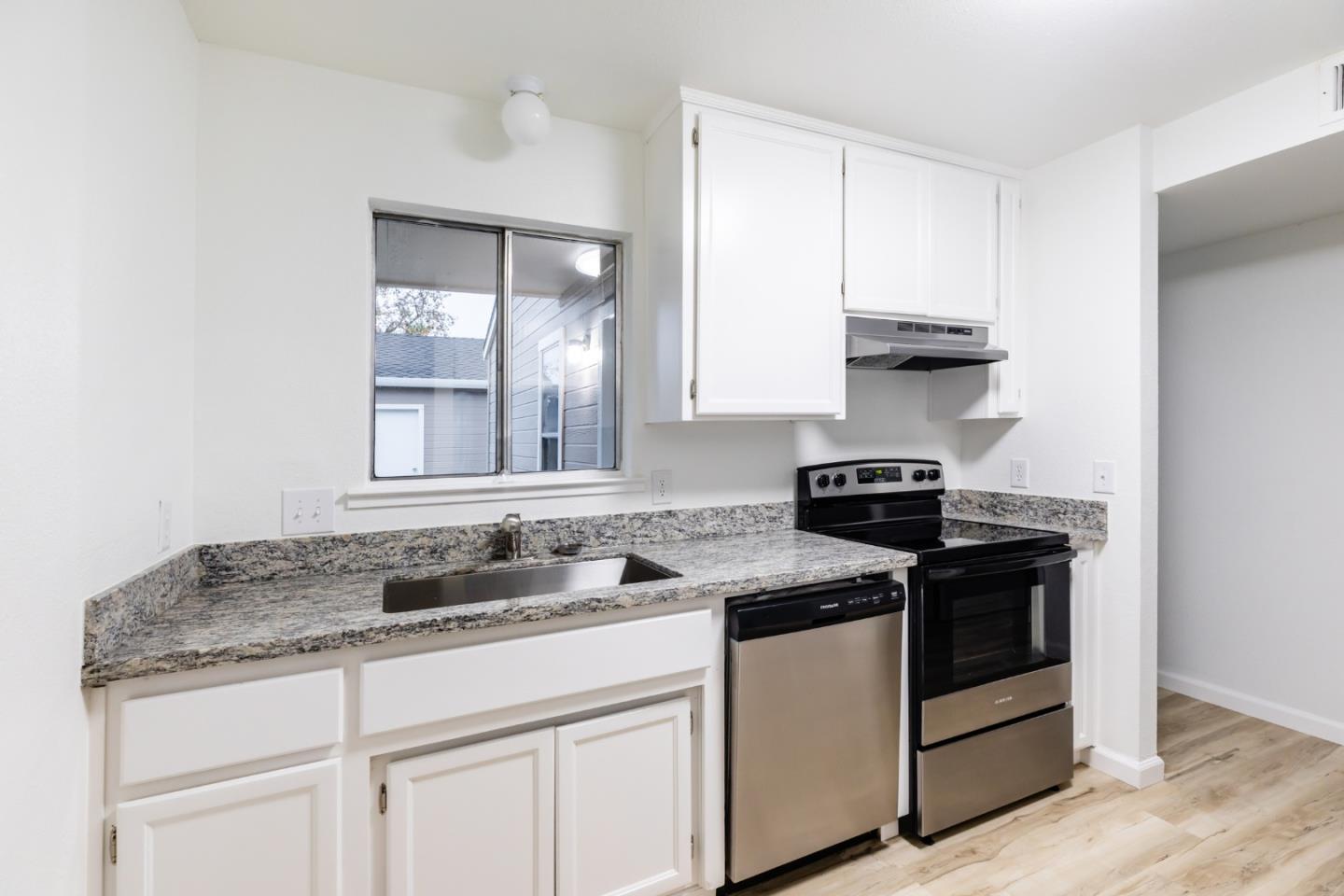 Detail Gallery Image 26 of 73 For 37&39 Willowood Dr, Oakdale,  CA 95361 - – Beds | – Baths