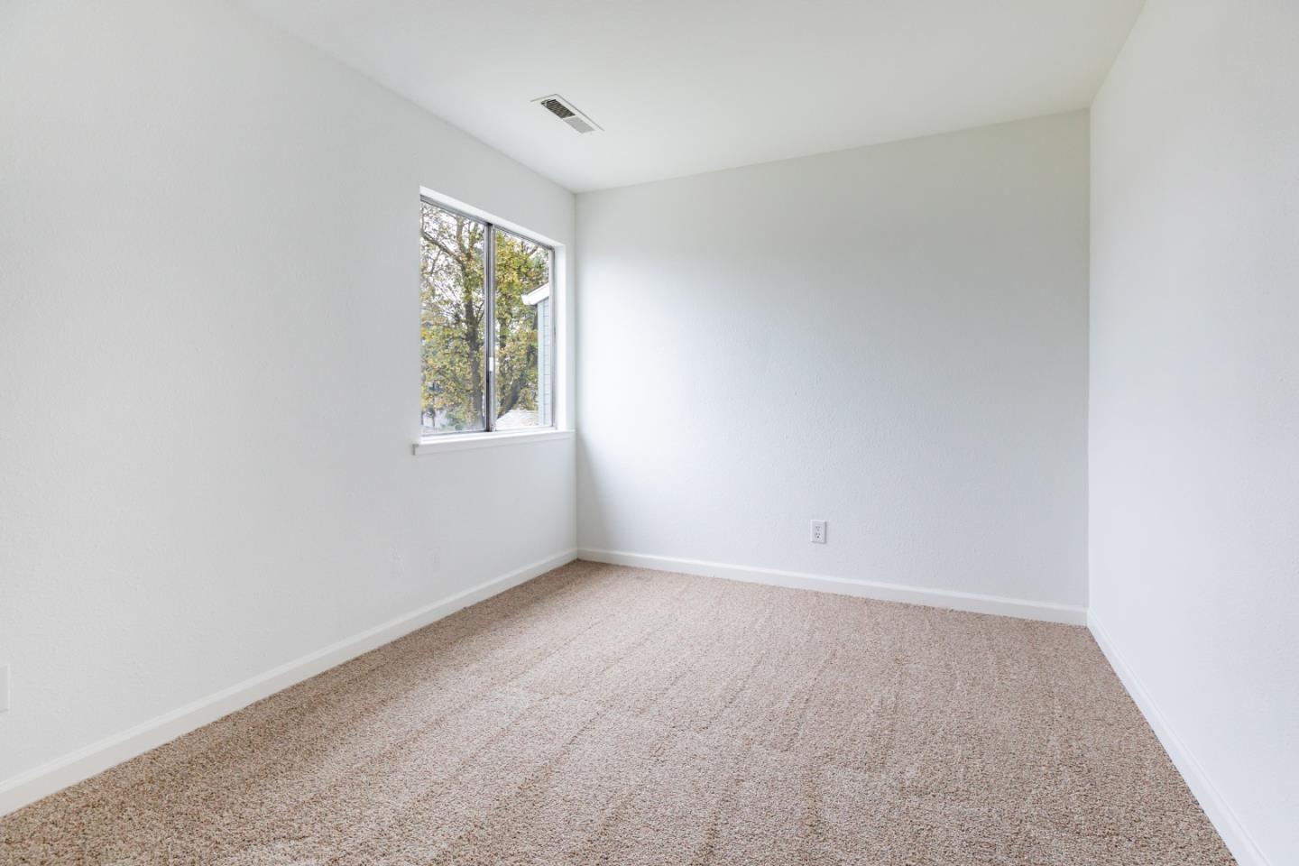 Detail Gallery Image 37 of 73 For 37&39 Willowood Dr, Oakdale,  CA 95361 - – Beds | – Baths