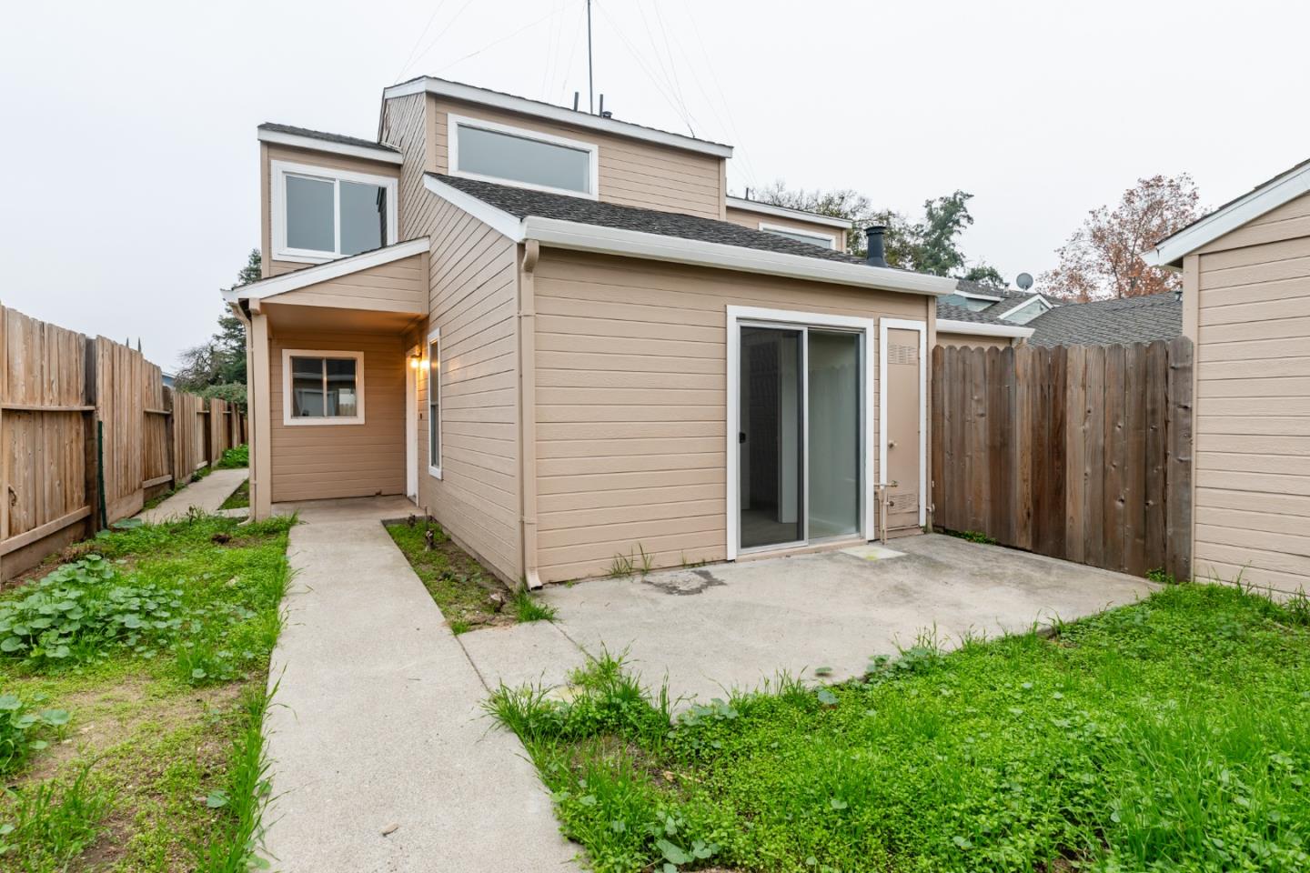 Detail Gallery Image 9 of 73 For 37&39 Willowood Dr, Oakdale,  CA 95361 - – Beds | – Baths