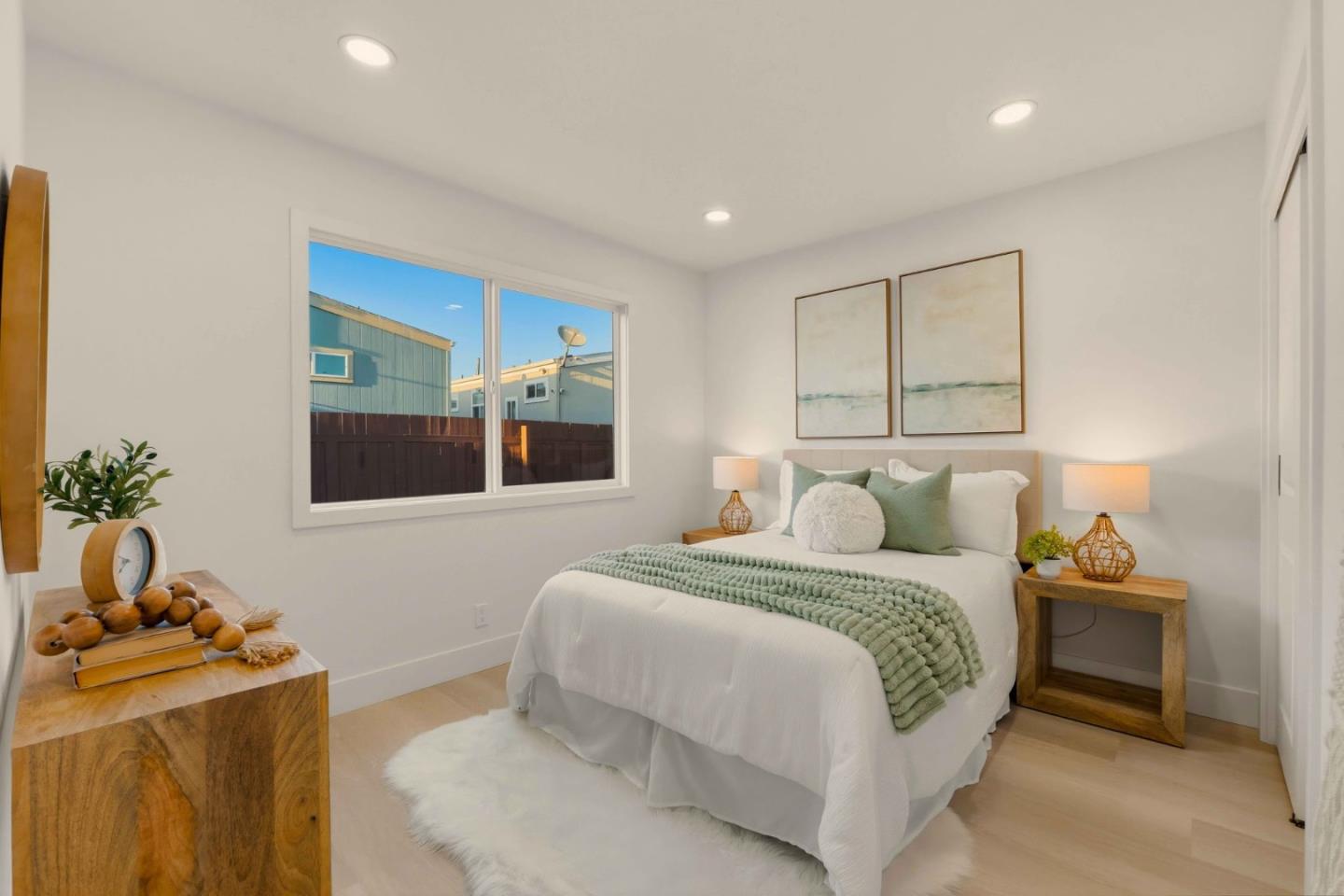 Detail Gallery Image 12 of 24 For 1485 Meadow Glen Way, San Jose,  CA 95121 - 4 Beds | 2 Baths