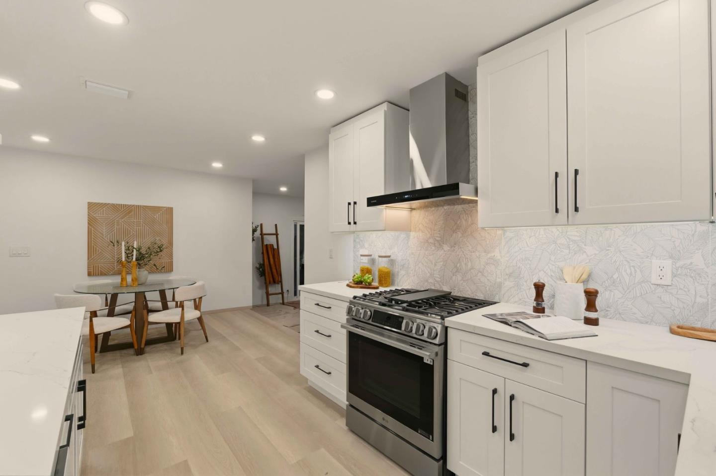 Detail Gallery Image 19 of 24 For 1485 Meadow Glen Way, San Jose,  CA 95121 - 4 Beds | 2 Baths