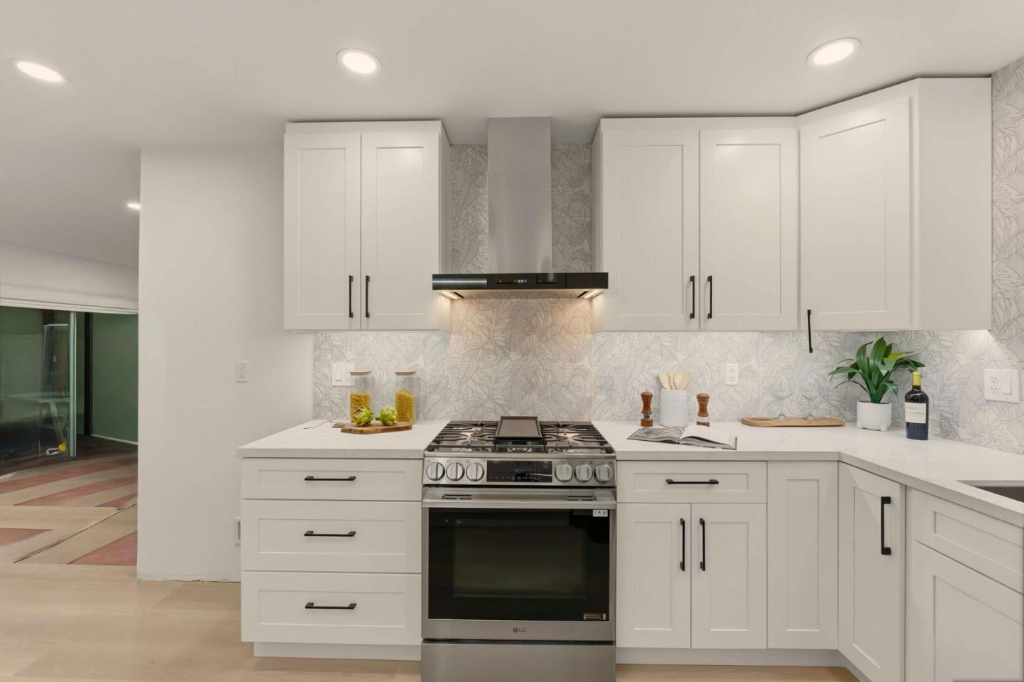 Detail Gallery Image 20 of 24 For 1485 Meadow Glen Way, San Jose,  CA 95121 - 4 Beds | 2 Baths