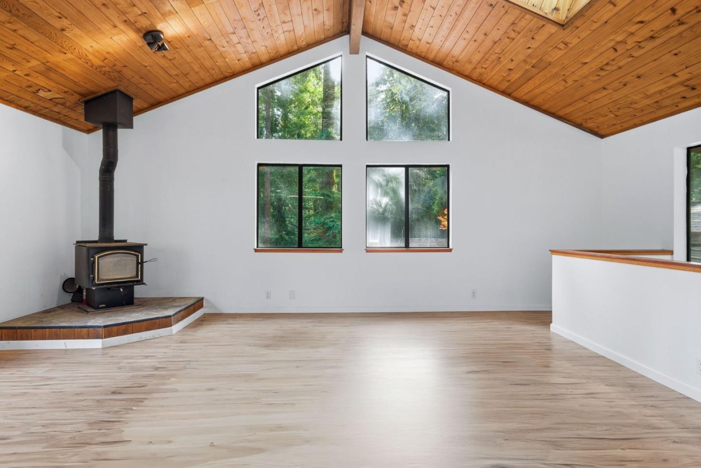 Detail Gallery Image 26 of 129 For 675 Western Ave, Brookdale,  CA 95007 - 3 Beds | 3 Baths