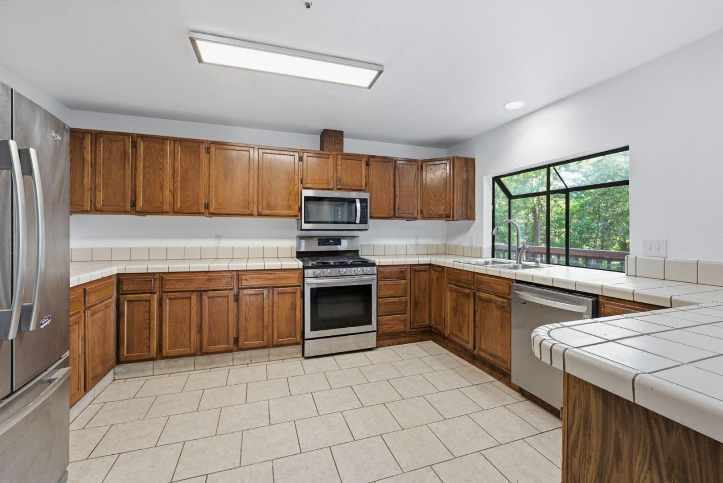 Detail Gallery Image 35 of 129 For 675 Western Ave, Brookdale,  CA 95007 - 3 Beds | 3 Baths