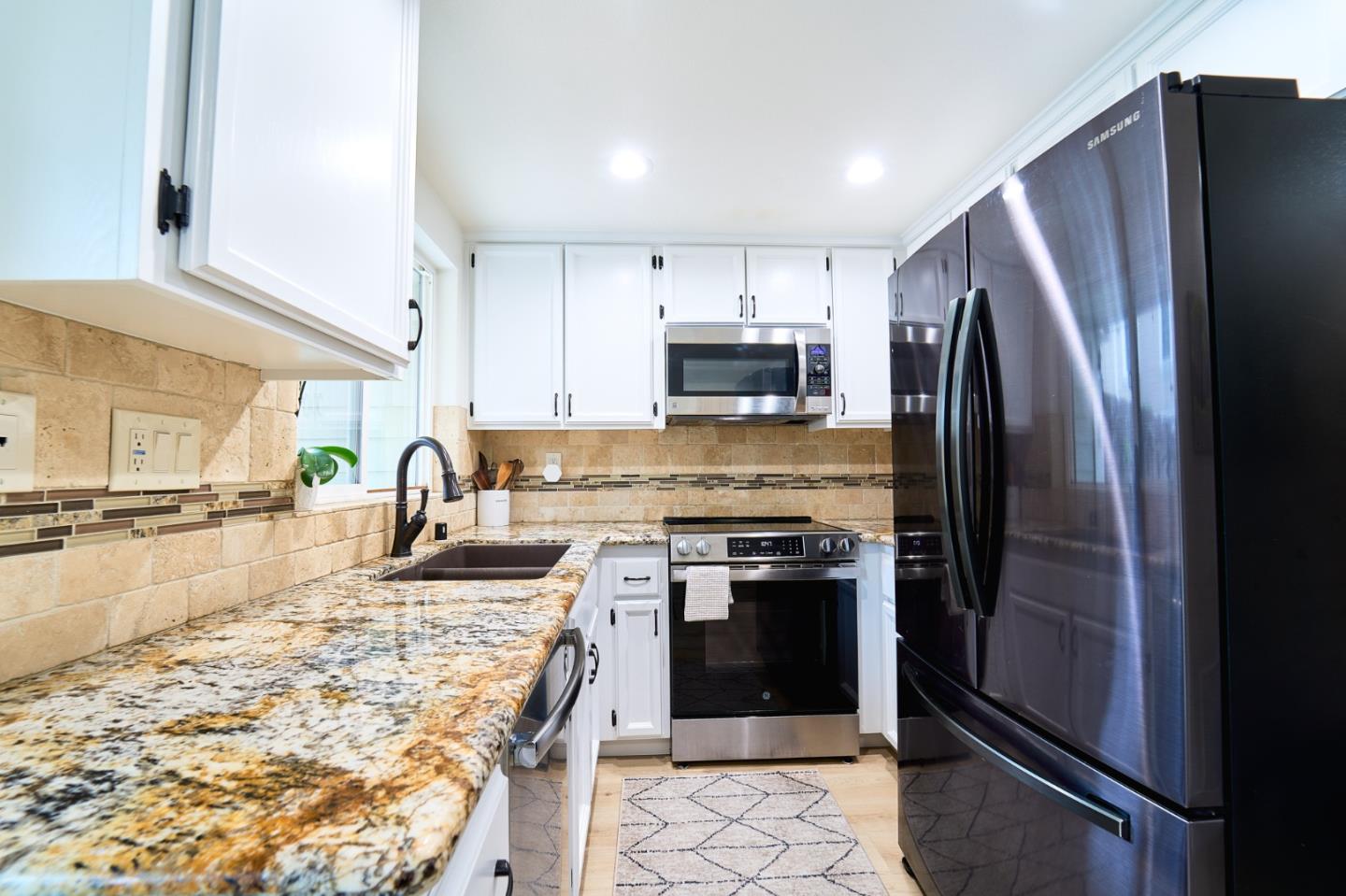 Detail Gallery Image 7 of 31 For 5214 Jacana Ln, San Jose,  CA 95123 - 3 Beds | 2/1 Baths