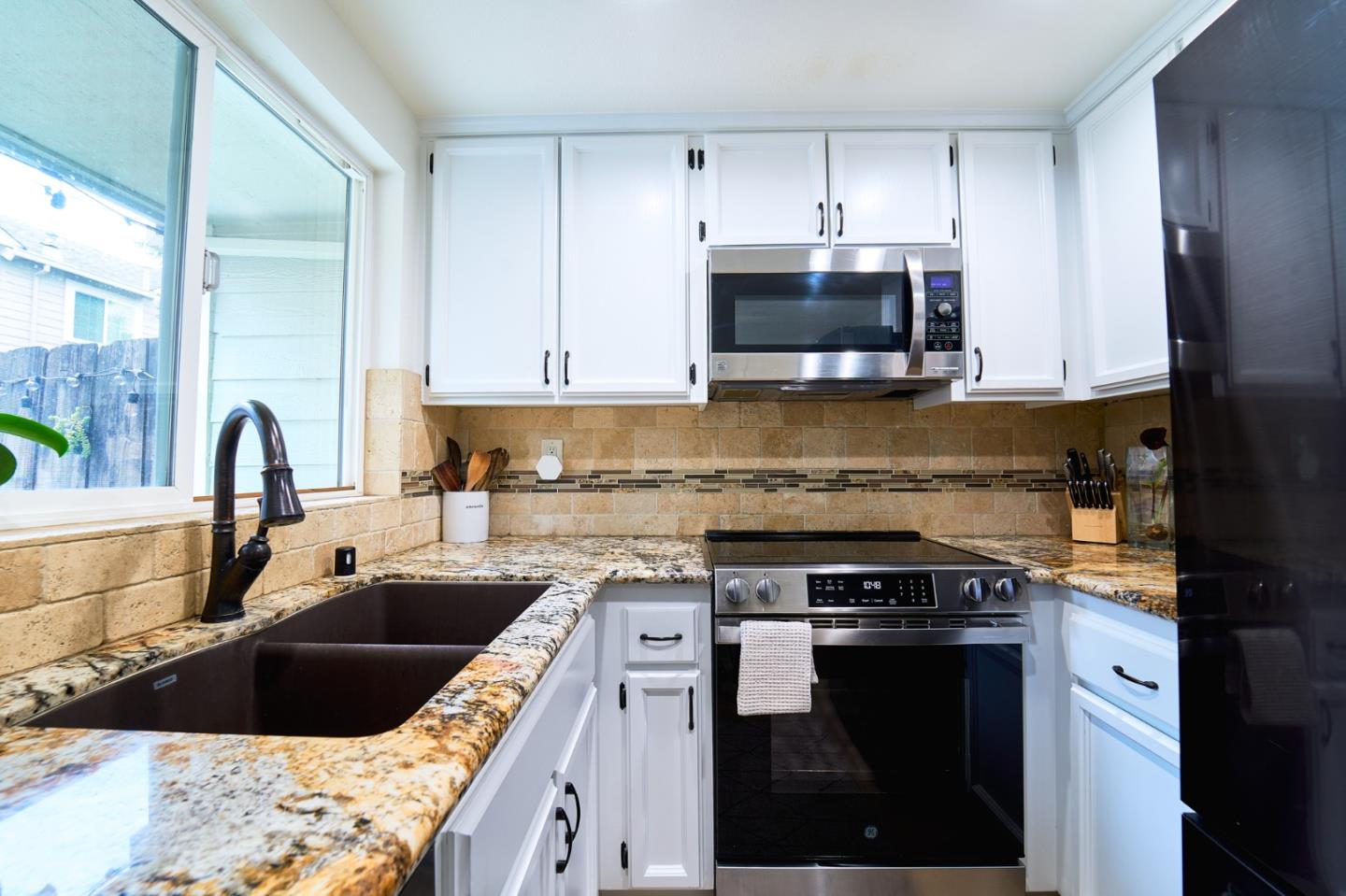 Detail Gallery Image 8 of 31 For 5214 Jacana Ln, San Jose,  CA 95123 - 3 Beds | 2/1 Baths