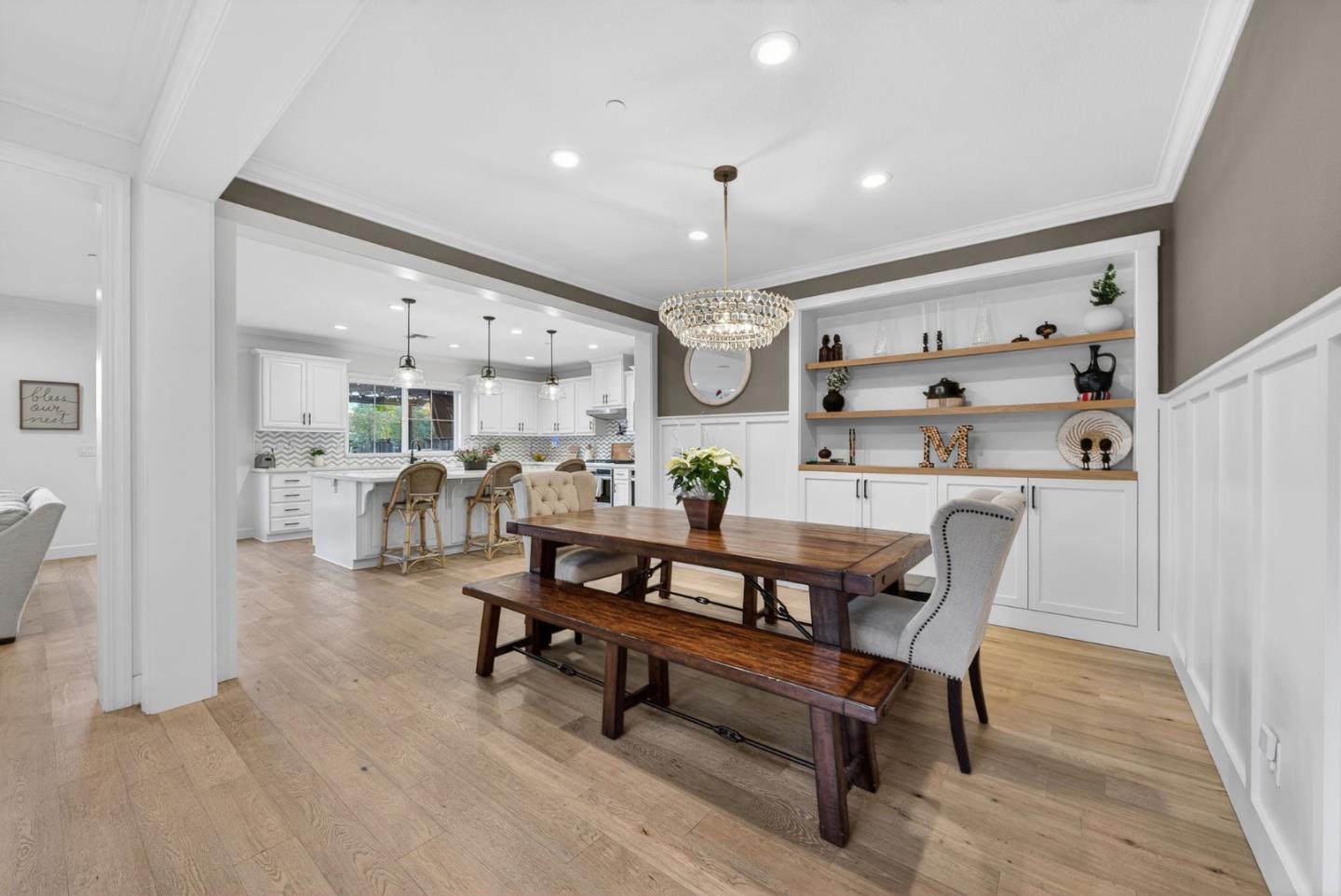 Detail Gallery Image 5 of 49 For 1360 Golden Eagle Dr, Morgan Hill,  CA 95037 - 4 Beds | 3/1 Baths