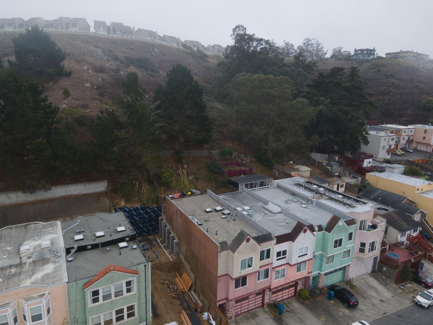 Detail Gallery Image 9 of 10 For 258 Edgemar St, Daly City,  CA 94014 - – Beds | – Baths