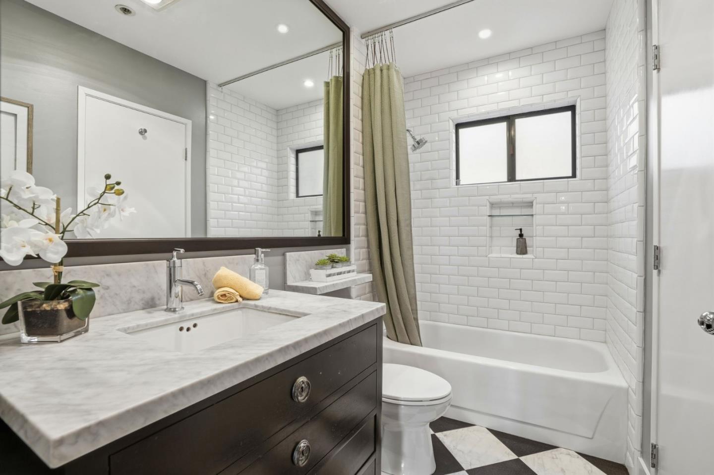 Detail Gallery Image 13 of 20 For 4250 El Camino Real #C226,  Palo Alto,  CA 94306 - 1 Beds | 1 Baths