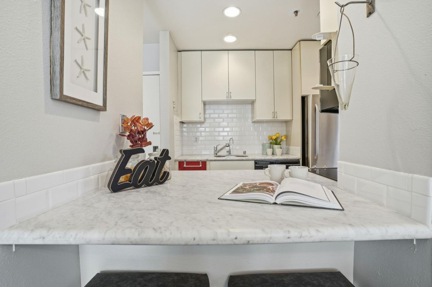 Detail Gallery Image 9 of 20 For 4250 El Camino Real #C226,  Palo Alto,  CA 94306 - 1 Beds | 1 Baths