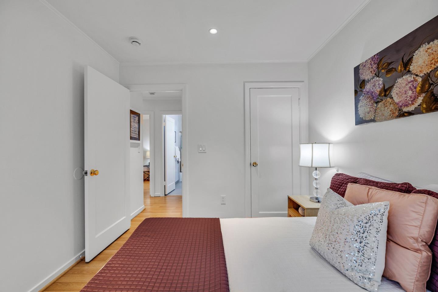 Detail Gallery Image 16 of 26 For 330 Cuardo Ave, Millbrae,  CA 94030 - 3 Beds | 1 Baths