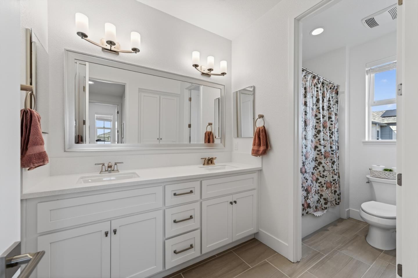 Detail Gallery Image 32 of 41 For 239 Bungalow Ct, Marina,  CA 93933 - 3 Beds | 2/1 Baths