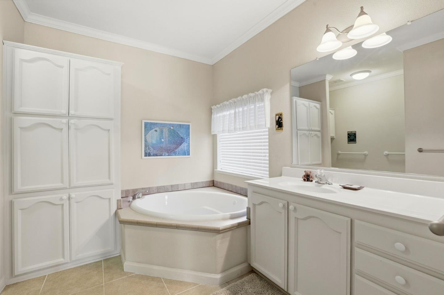 Detail Gallery Image 22 of 29 For 491 Mill Pond Dr #491,  San Jose,  CA 95125 - 3 Beds | 2 Baths