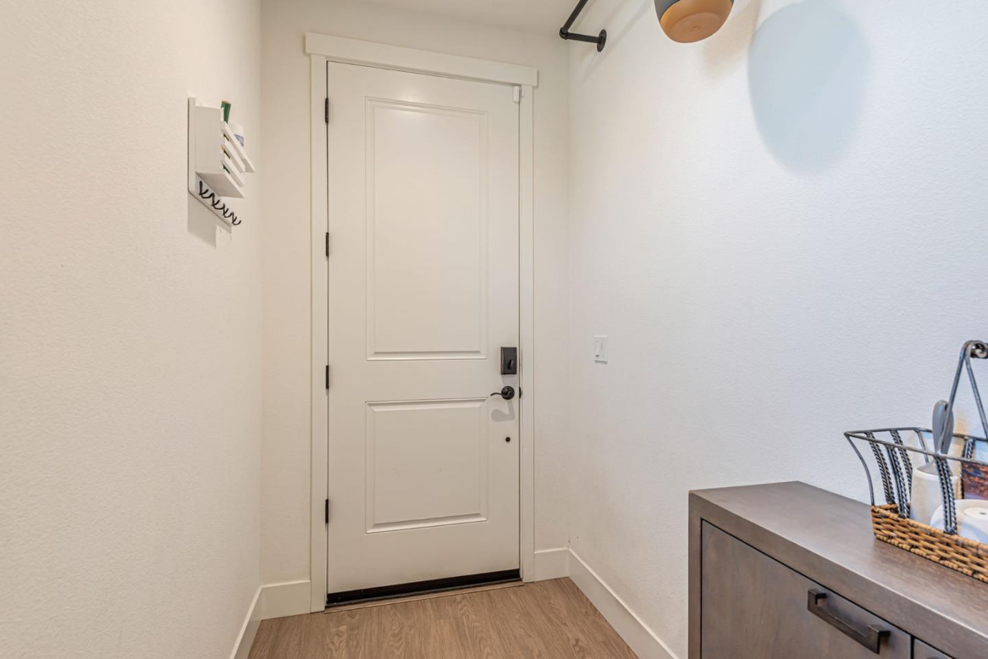 Detail Gallery Image 5 of 37 For 32 Seda Ln, Morgan Hill,  CA 95037 - 4 Beds | 3 Baths