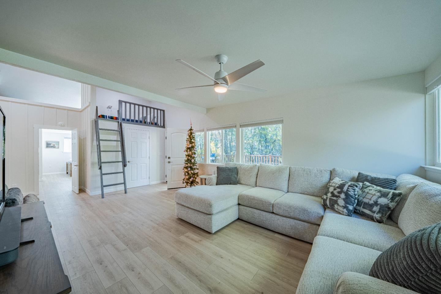 Detail Gallery Image 12 of 32 For 37060 Nason Rd, Carmel Valley,  CA 93924 - 2 Beds | 1 Baths