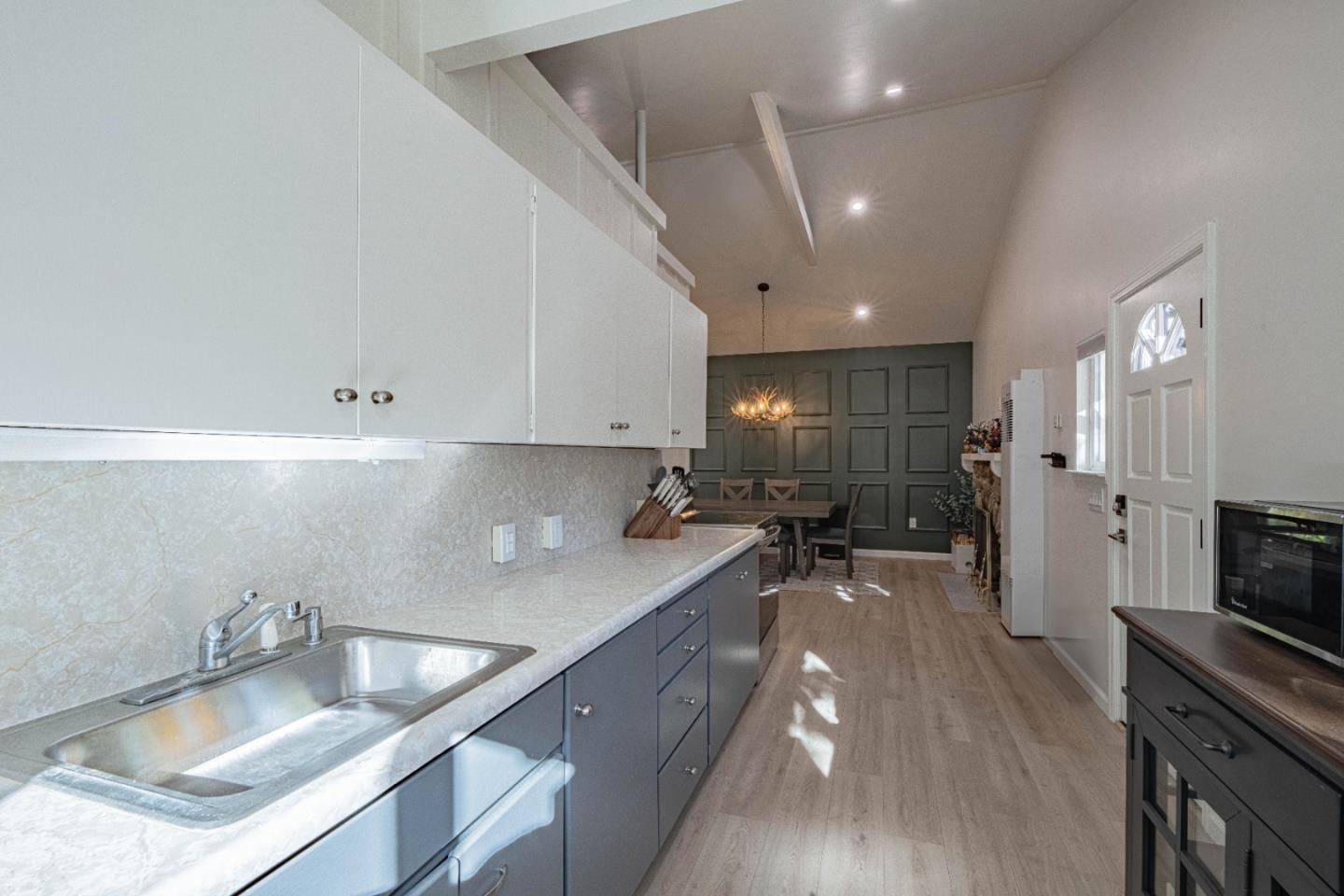 Detail Gallery Image 21 of 32 For 37060 Nason Rd, Carmel Valley,  CA 93924 - 2 Beds | 1 Baths