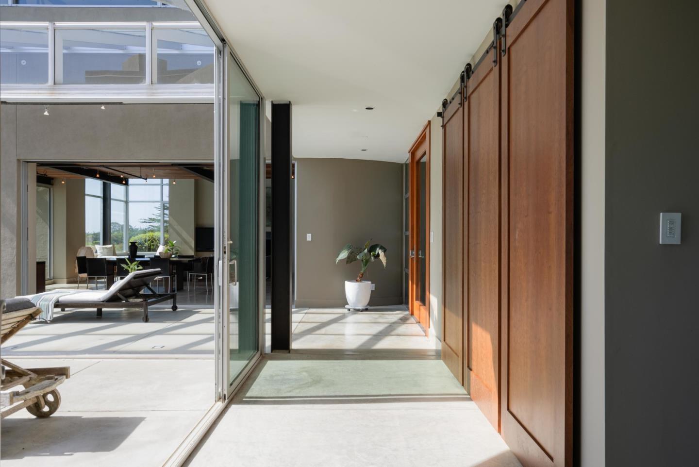 Detail Gallery Image 12 of 69 For 801 Bean Hollow Rd, Pescadero,  CA 94060 - 6 Beds | 4 Baths