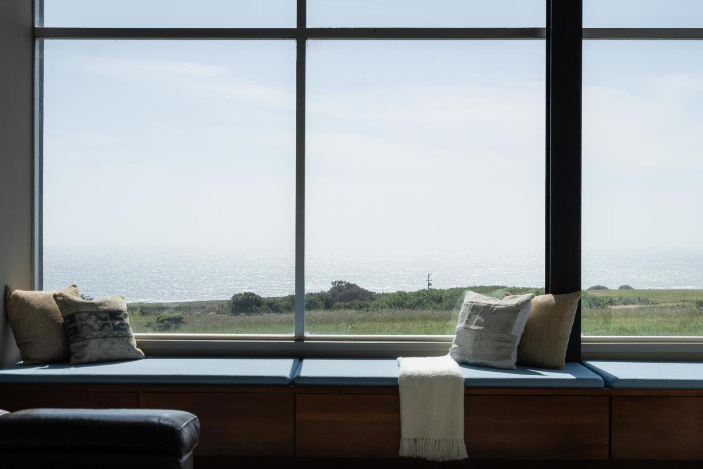 Detail Gallery Image 20 of 69 For 801 Bean Hollow Rd, Pescadero,  CA 94060 - 6 Beds | 4 Baths