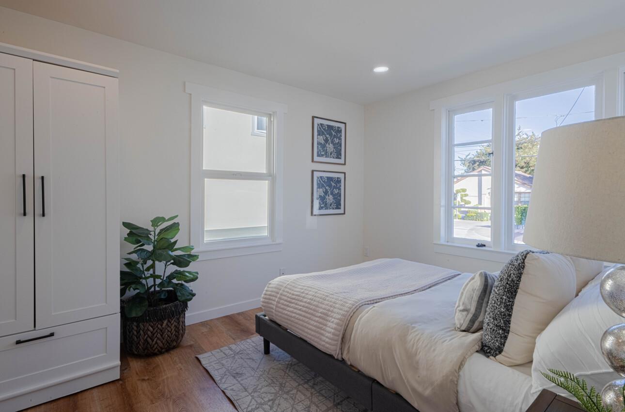 Detail Gallery Image 11 of 32 For 518 Cortes St, Monterey,  CA 93940 - 2 Beds | 1 Baths