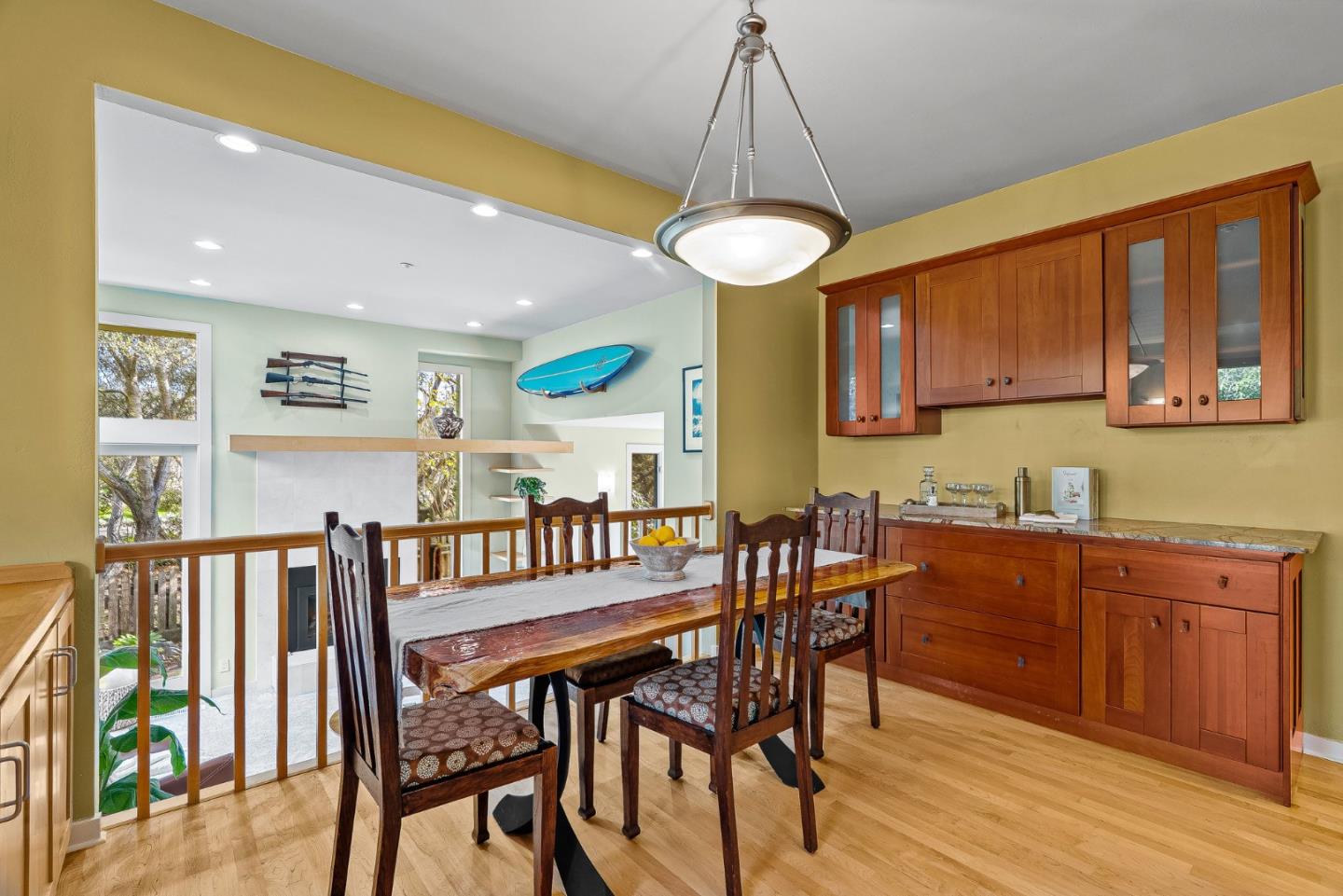 Detail Gallery Image 18 of 63 For 2106 Harborview Ct, Santa Cruz,  CA 95062 - 4 Beds | 2/1 Baths