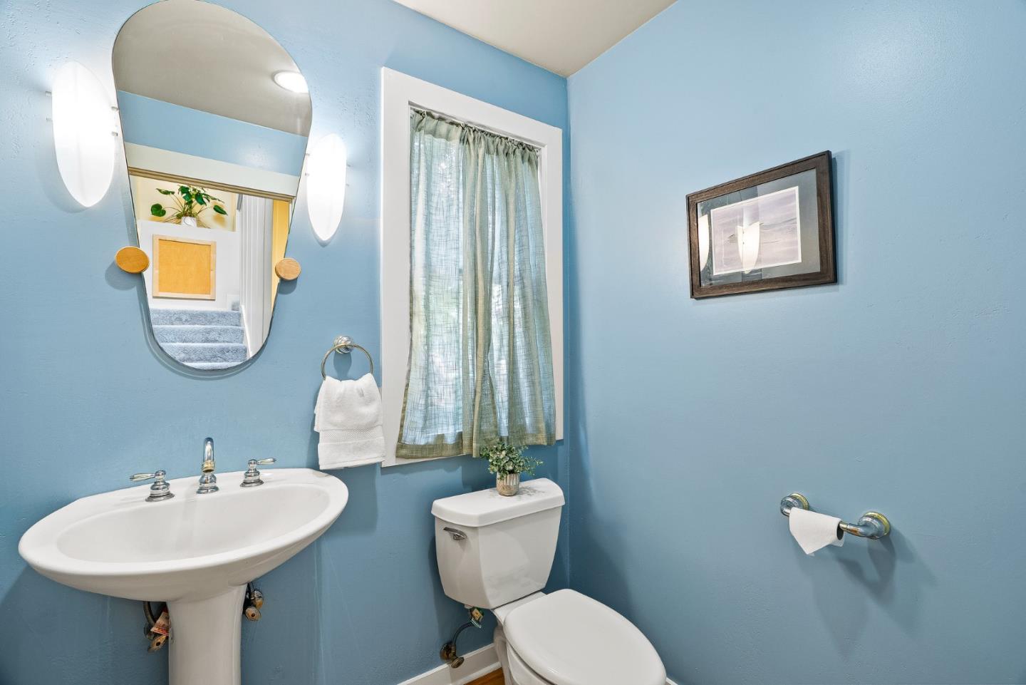 Detail Gallery Image 25 of 63 For 2106 Harborview Ct, Santa Cruz,  CA 95062 - 4 Beds | 2/1 Baths