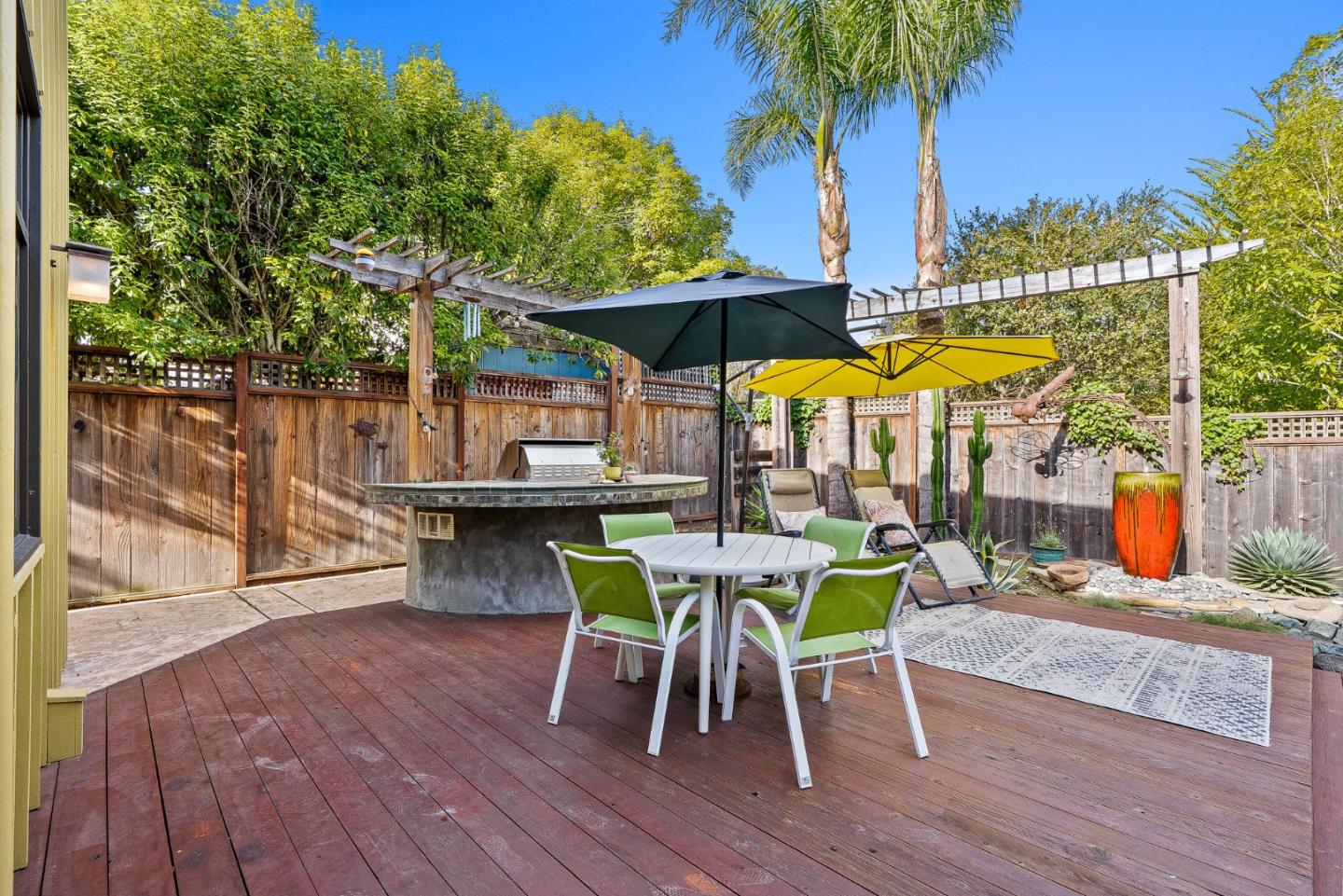 Detail Gallery Image 50 of 63 For 2106 Harborview Ct, Santa Cruz,  CA 95062 - 4 Beds | 2/1 Baths