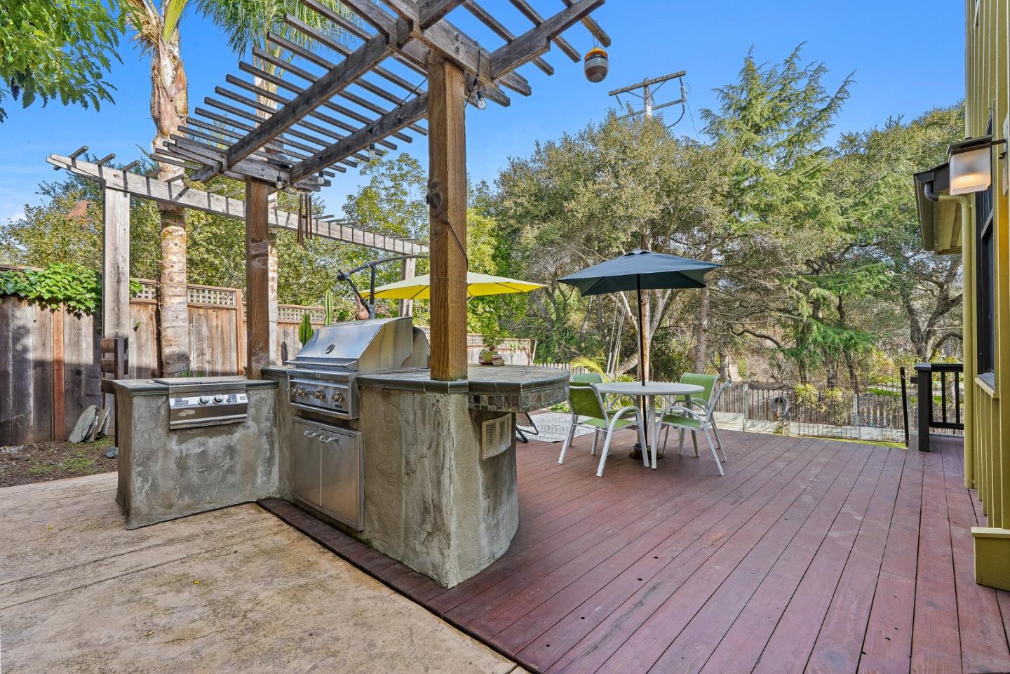 Detail Gallery Image 51 of 63 For 2106 Harborview Ct, Santa Cruz,  CA 95062 - 4 Beds | 2/1 Baths
