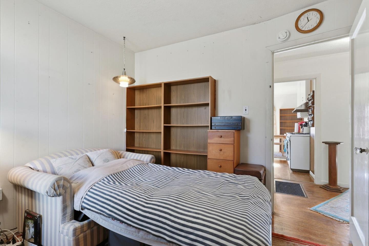 Detail Gallery Image 15 of 29 For 3838 Lawton St, San Francisco,  CA 94122 - 2 Beds | 1 Baths