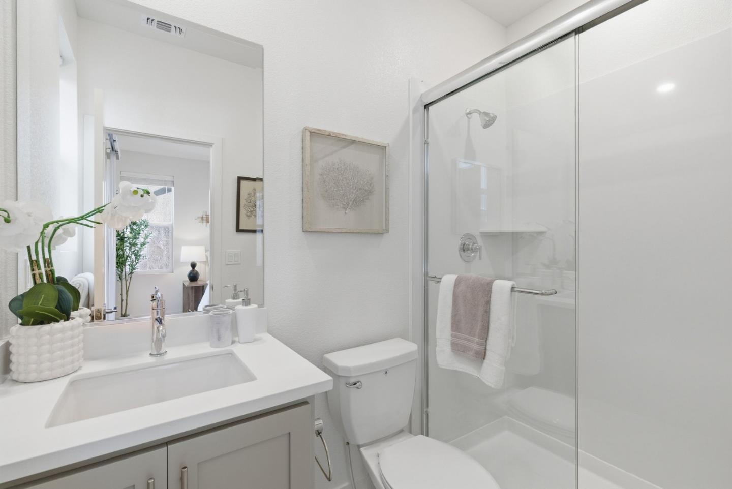 Detail Gallery Image 10 of 37 For 9065 Tallship Way, Newark,  CA 94560 - 4 Beds | 4 Baths