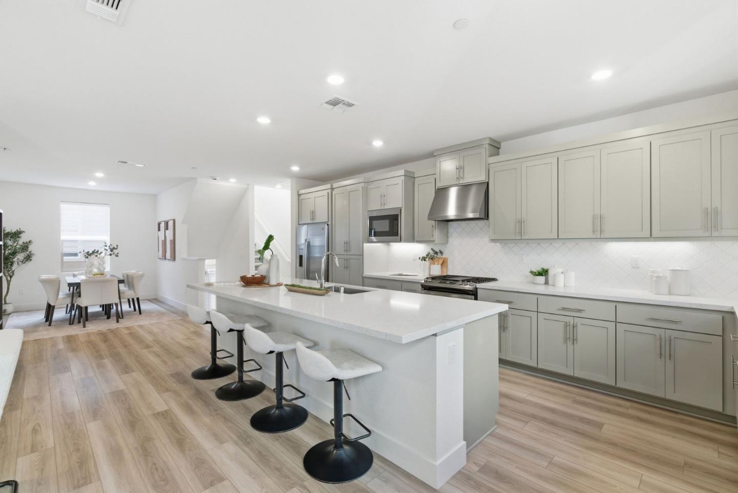 Detail Gallery Image 15 of 37 For 9065 Tallship Way, Newark,  CA 94560 - 4 Beds | 4 Baths