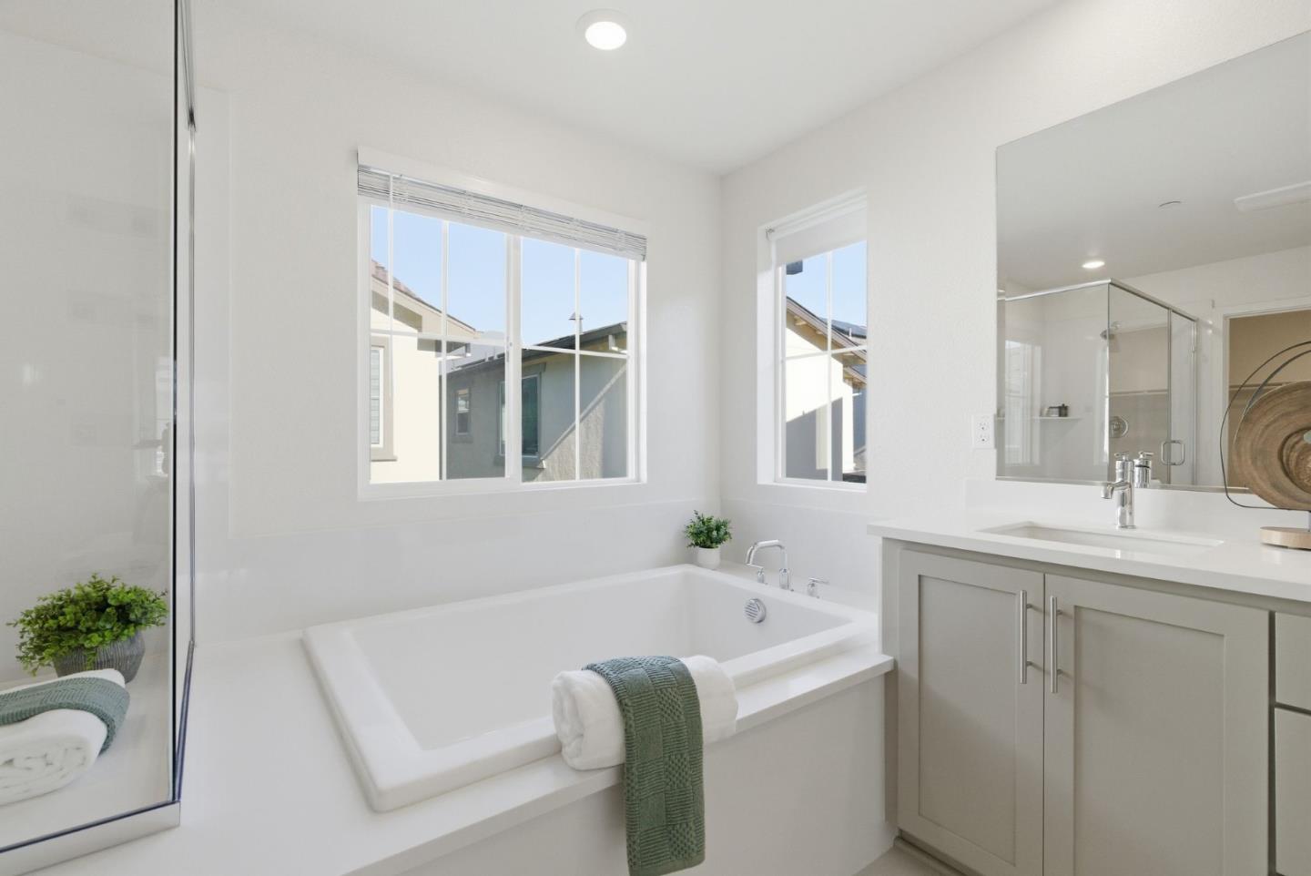 Detail Gallery Image 21 of 37 For 9065 Tallship Way, Newark,  CA 94560 - 4 Beds | 4 Baths